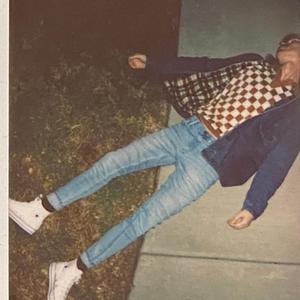 五朵美女图集秀人网图片
